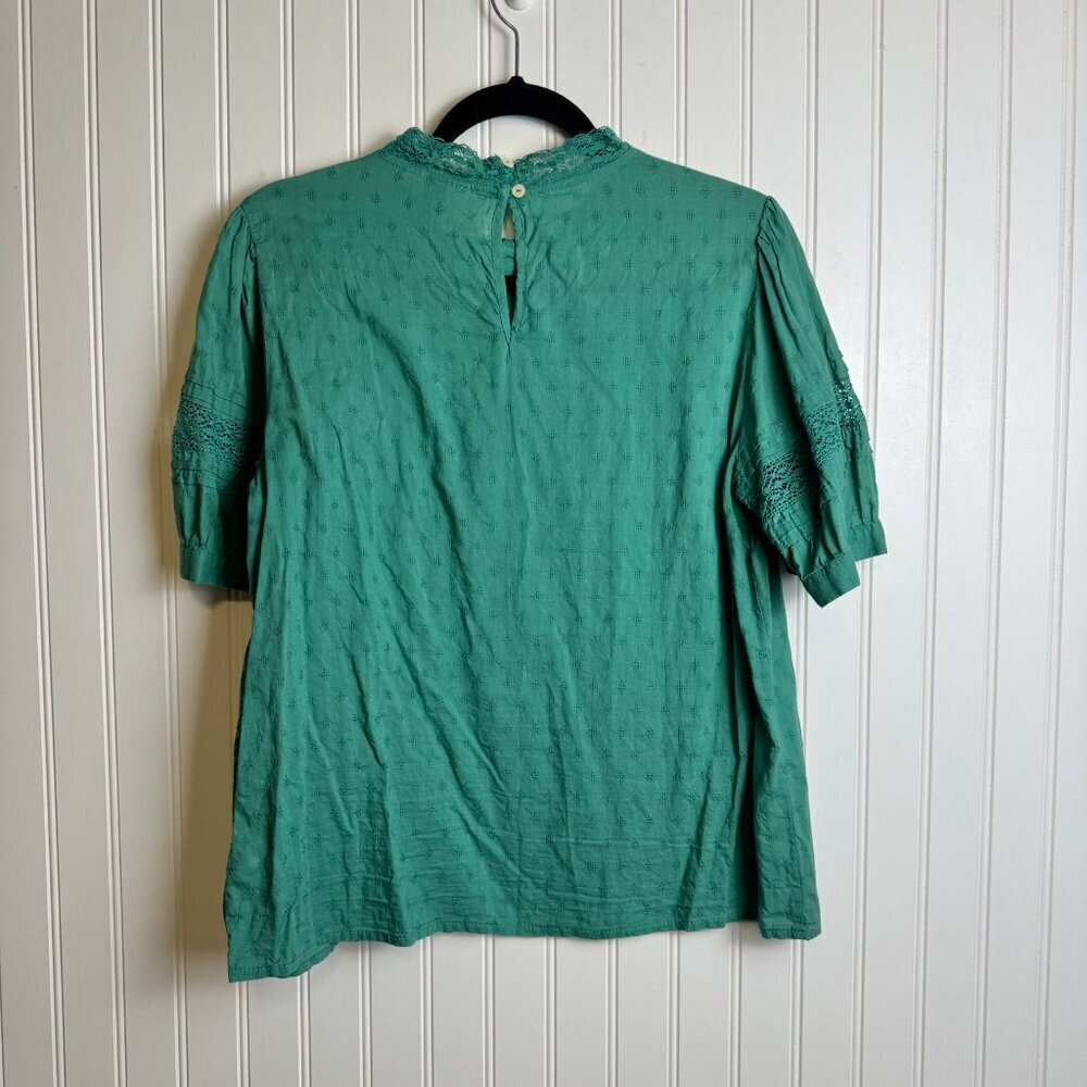 Universal Thread Green Short Sleeve Blouse Size Large Lace Accent C21 - Picture 2 of 5